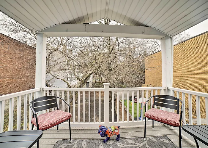 Home: Walkable Location! Holiday home *